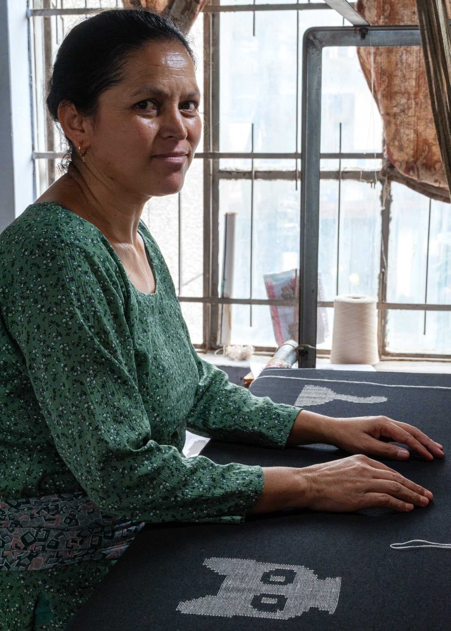 Black Shawl Wrap - Wool Blanket Scarf with Cat Motif - likemary