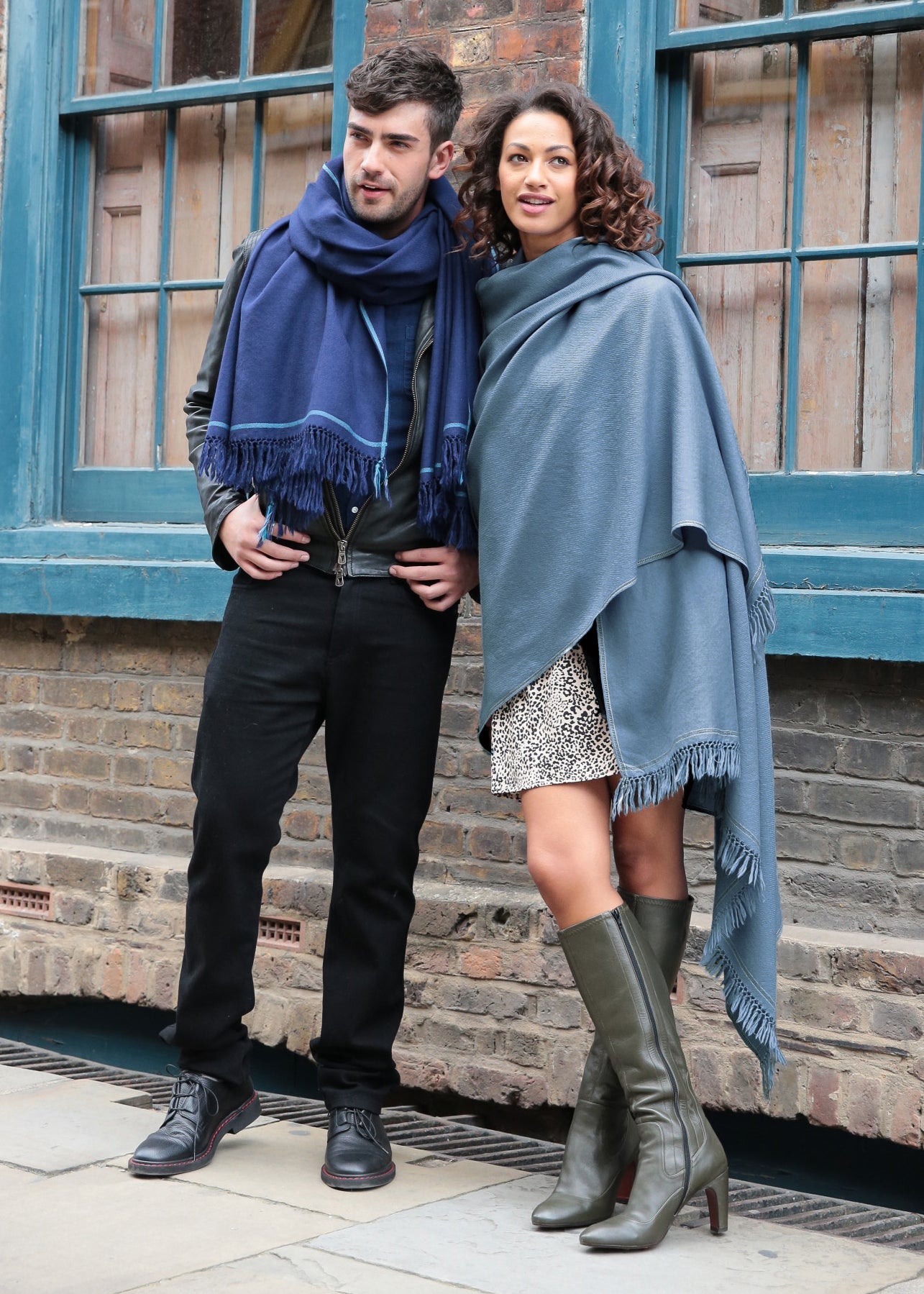 Blue Wool Shawl – Oversized Handwoven Blanket Scarf - likemary