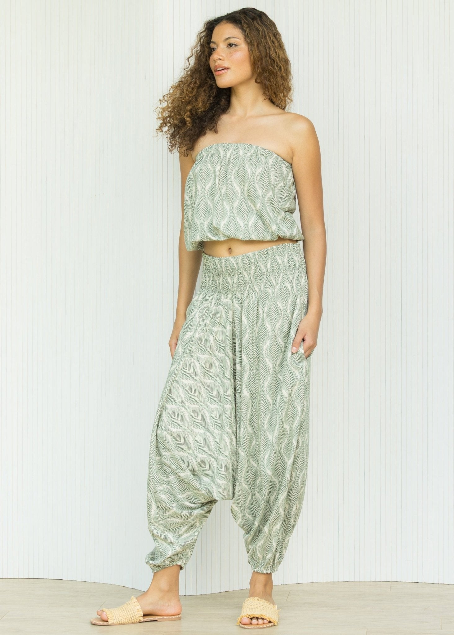 Co - ord Matching Set - Convertible Harem Pants & Top Leaves Print - likemary