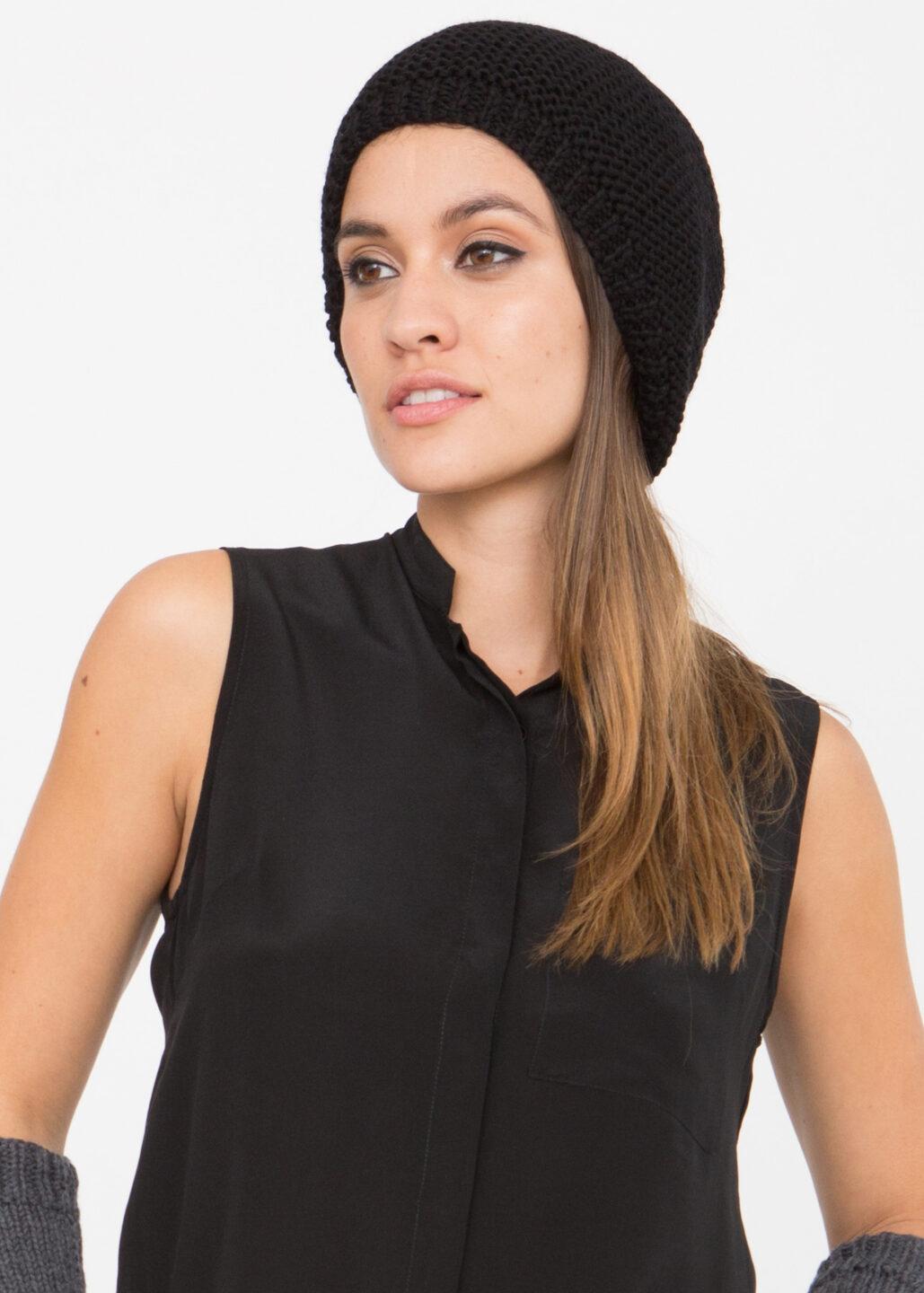 Ethically Handmade Merino Wool Slouch Beret in Black - likemary