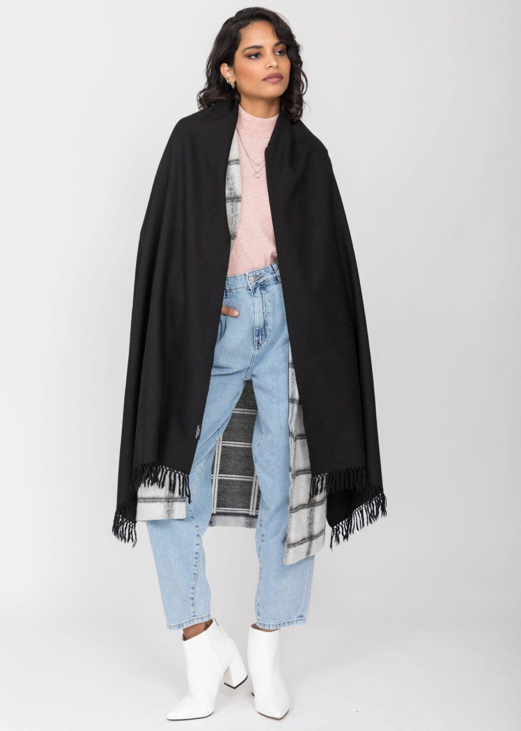 Ethically Handwoven Merino Wool Blanket Scarf in Black - likemary