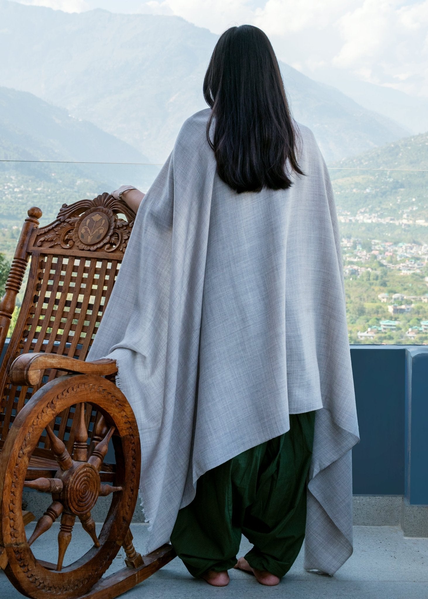 Grey Shawl Scarf - Handwoven Wool Blanket Scarf - likemary