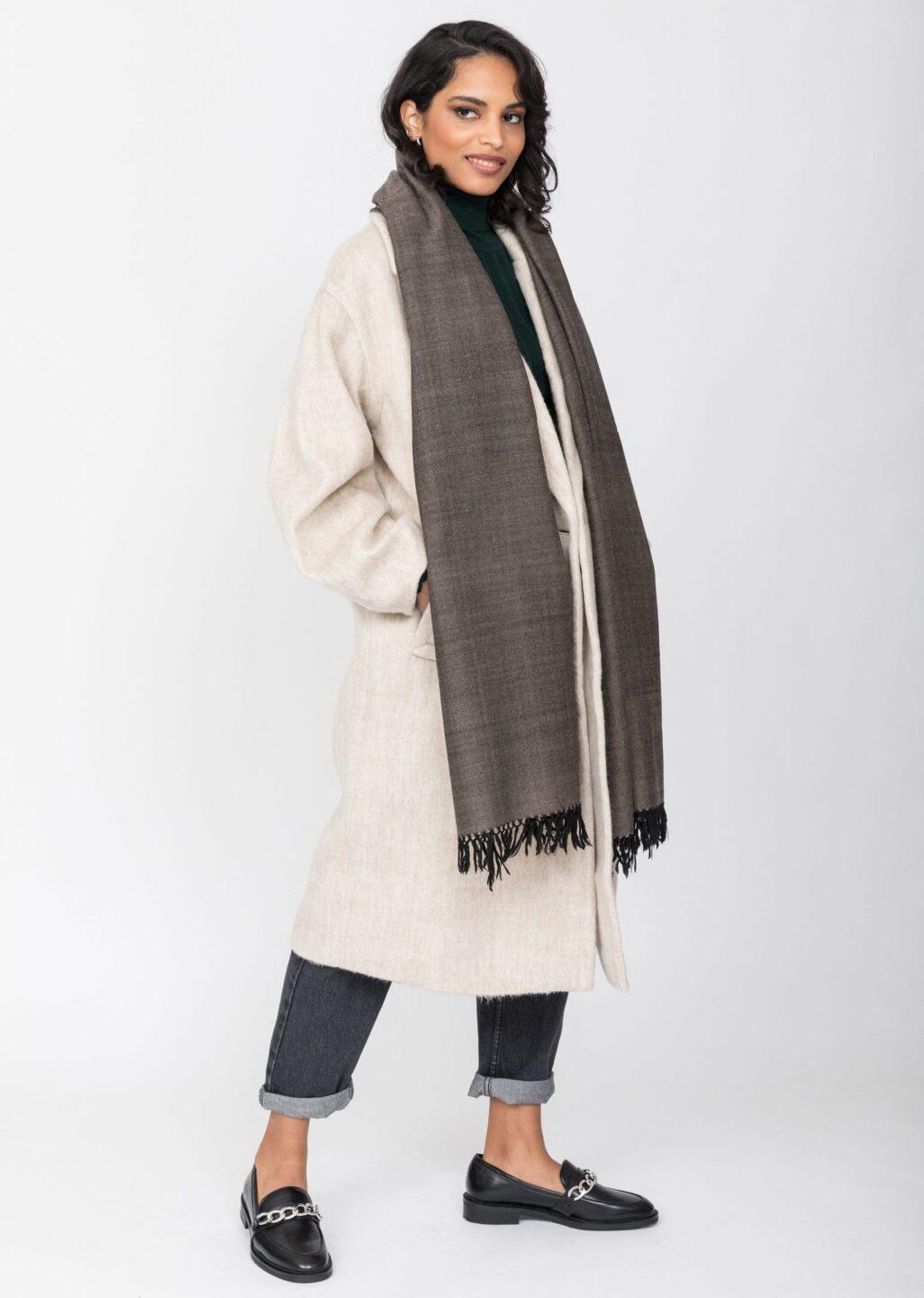 Handloom Merino Wool Herringbone Pashmina Scarf in Black - likemary