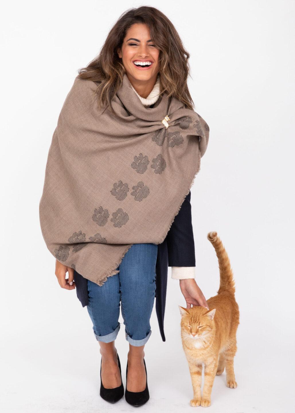 Handwoven Merino Wool Blanket Scarf in Mocha Brown with Paws Motif - likemary