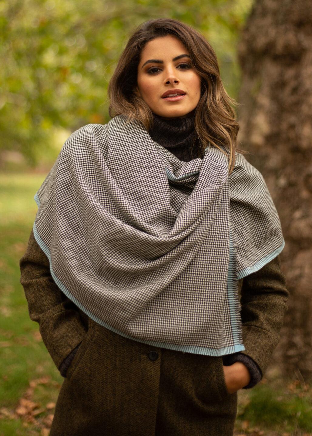 Houndstooth Merino Handwoven Pashmina & Oversize Scarf 60 X 190cm with Crystal Blue - likemary