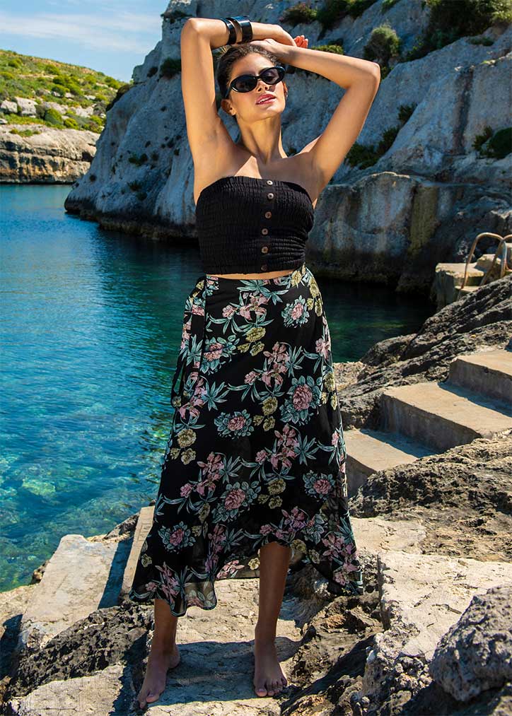 Maxi Wrap Skirt Roses Floral Print Black - likemary