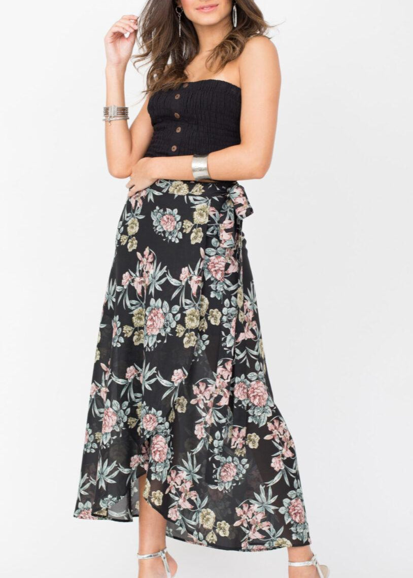 Maxi Wrap Skirt Roses Floral Print Black - likemary