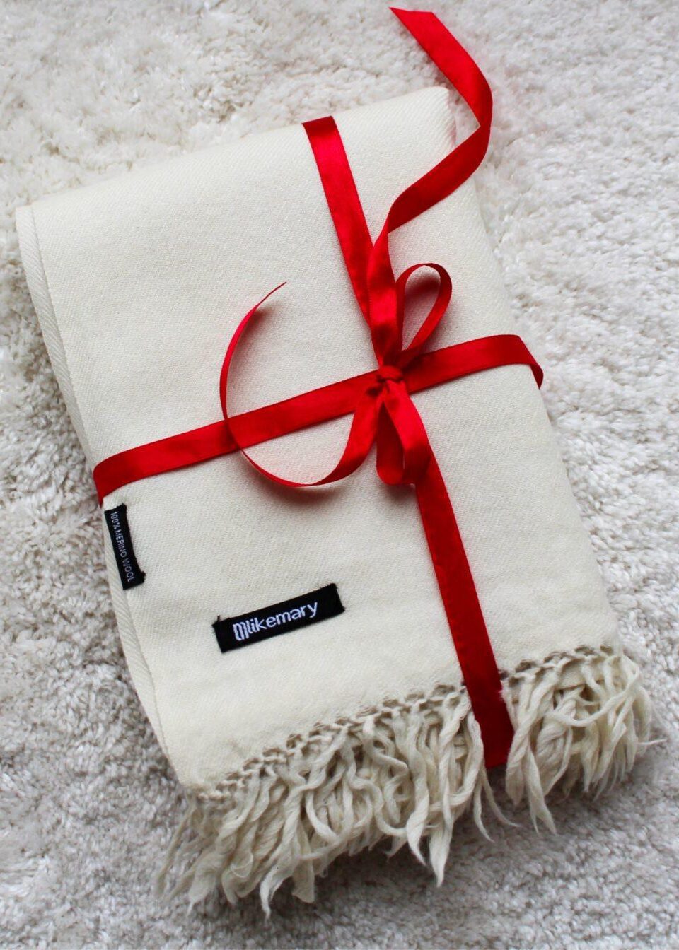 Men's Oversized Merino Wool Scarf in Cream Twill Weave - likemary