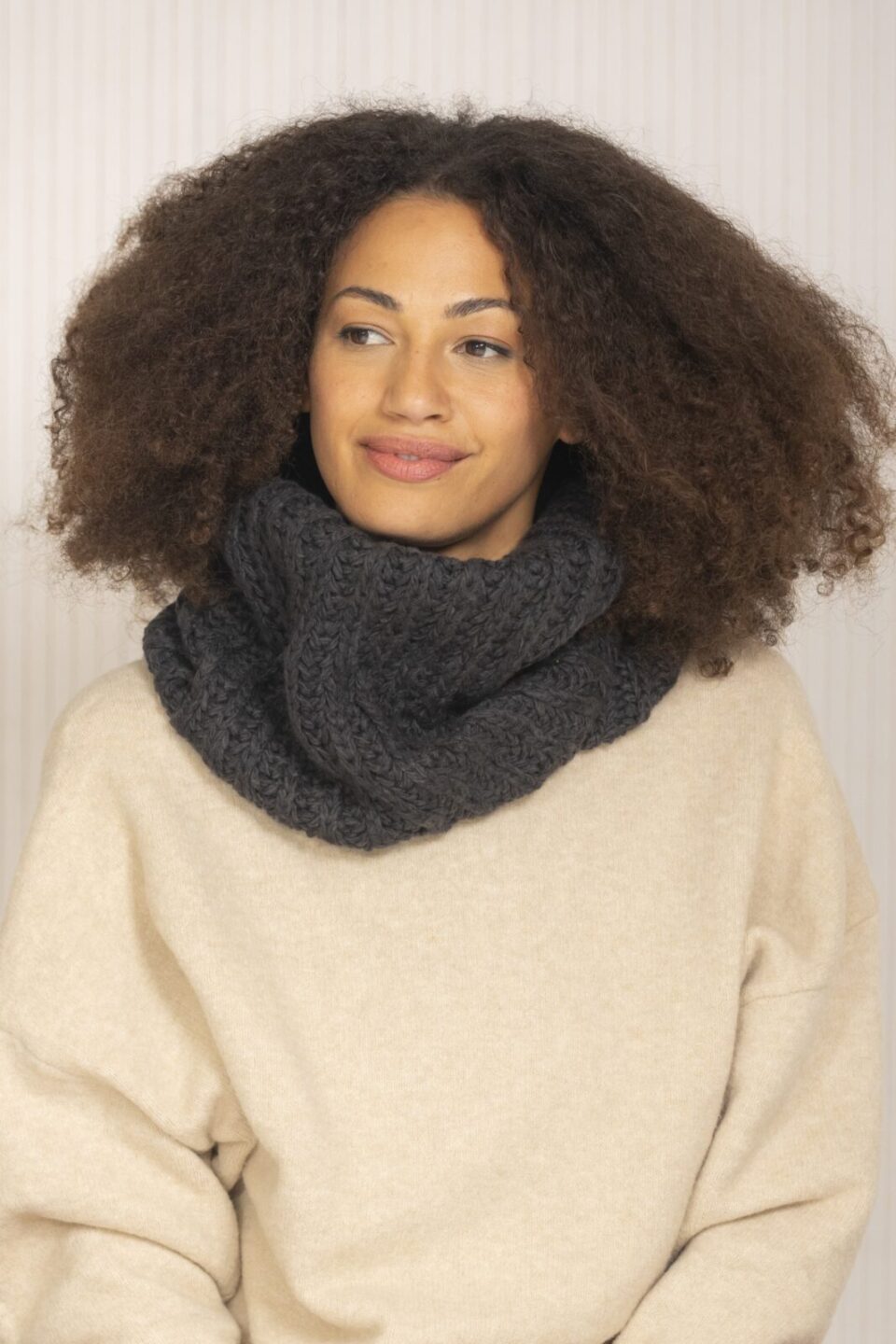 Merino Knitted Infinity Snood Scarf Charcoal - likemary