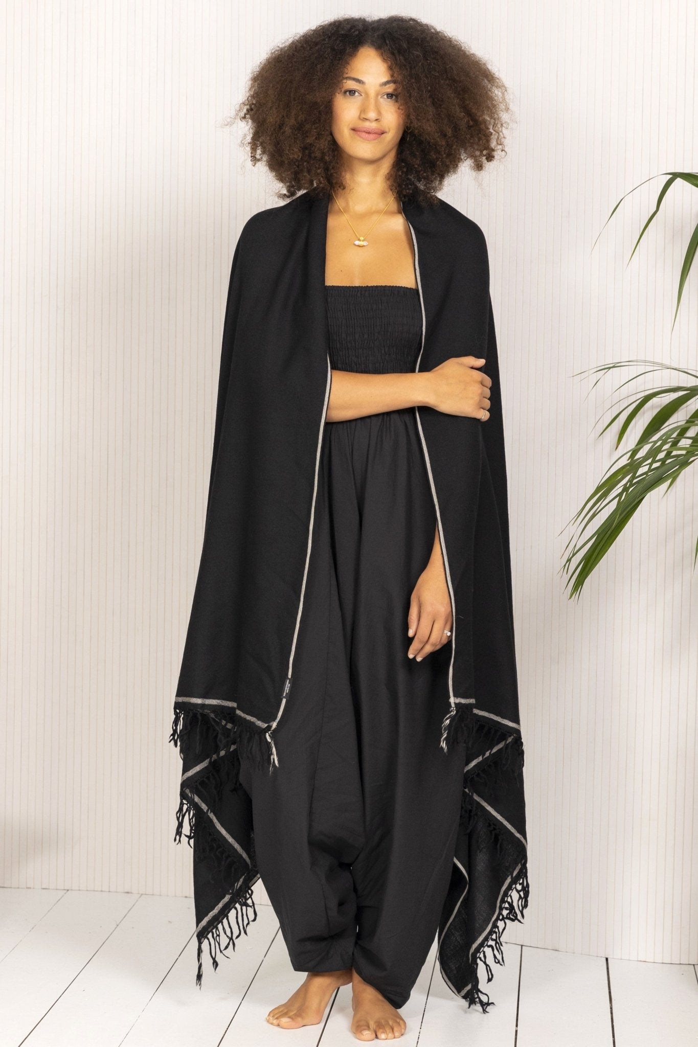 Merino Wool Shawl - Oversized Black Scarf for Layering & Travel - likemary