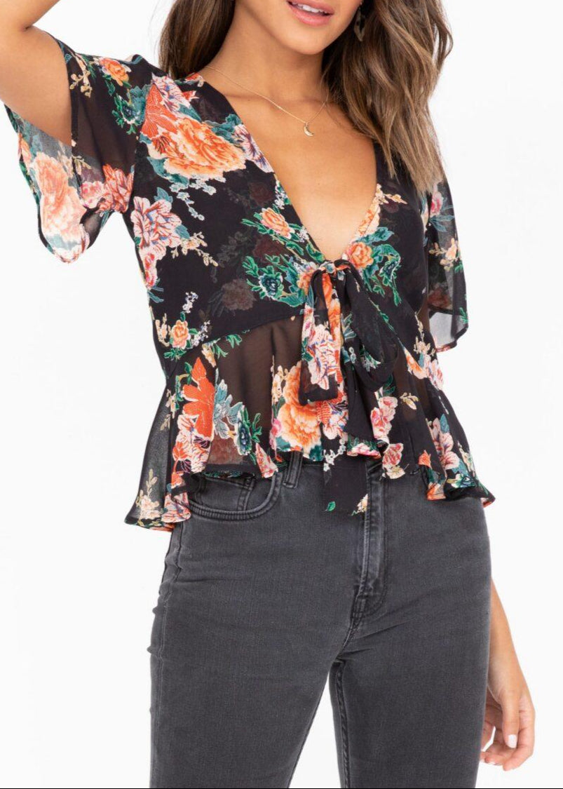 Short Butterfly Sleeve Top in Floral Print - likemary