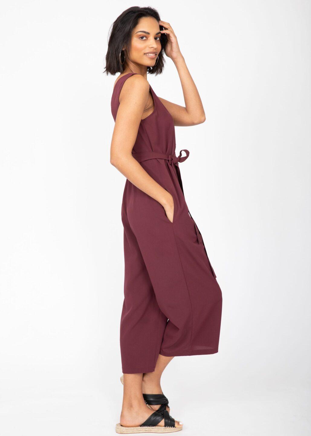 Sleeveless Jumpsuit Cropped Relaxed Romper Burgundy Red - likemary