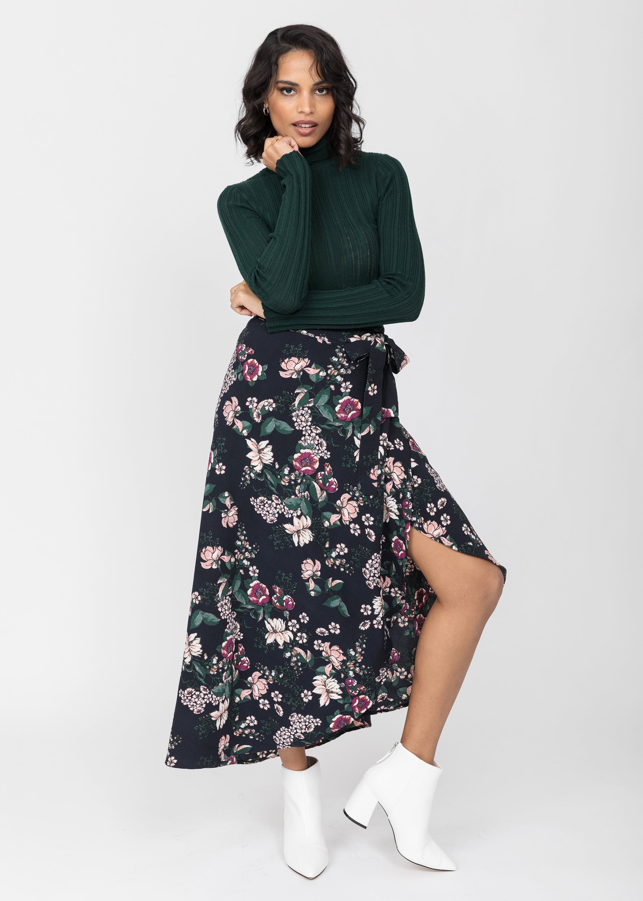 Maxi Wrap Skirt in Midnight Floral Black