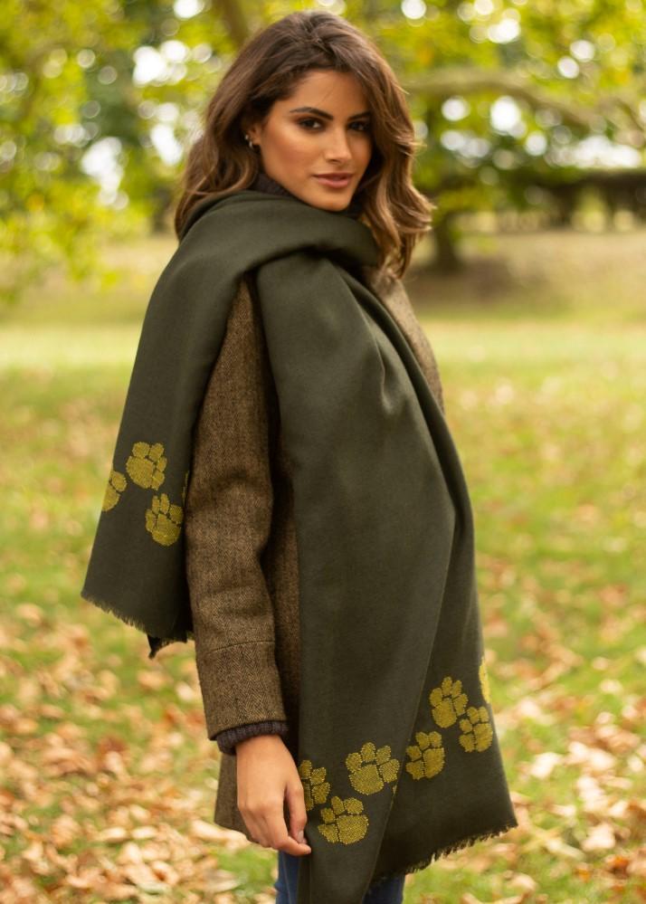 Handwoven Merino Wool Blanket Scarf in Green with Paws Motif - likemary