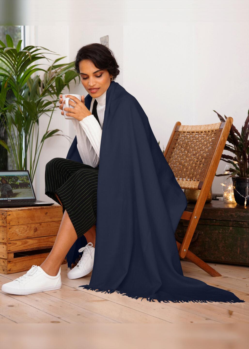 Handwoven Navy Blue Shawl Scarf - likemary