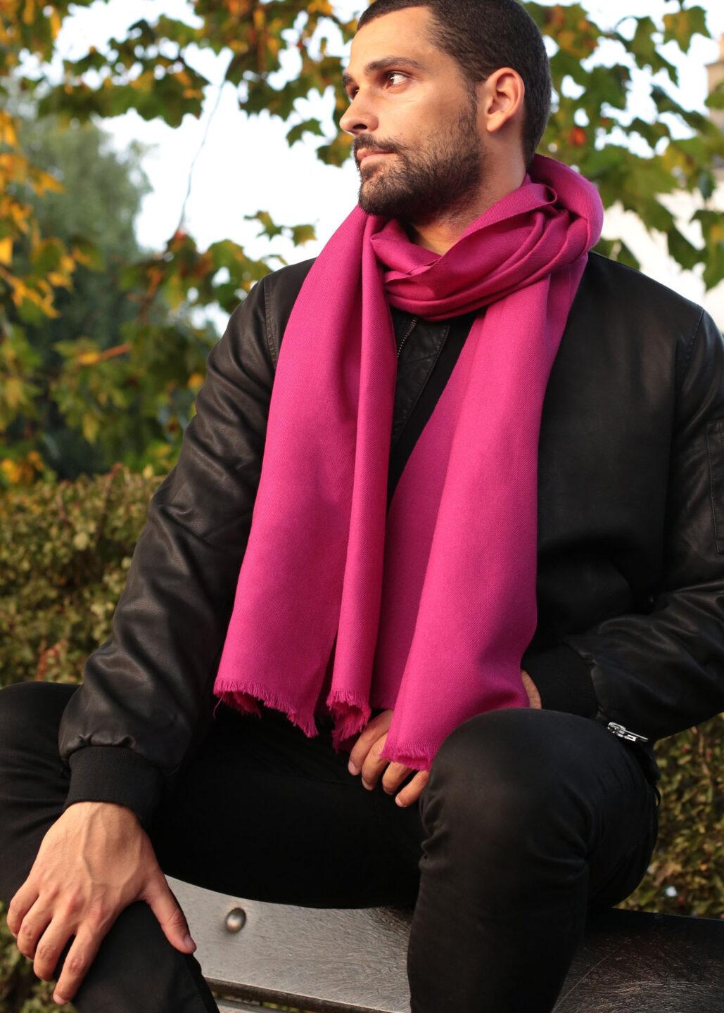 Men’s Oversized Merino Wool Scarf Fuchsia Pink - likemary