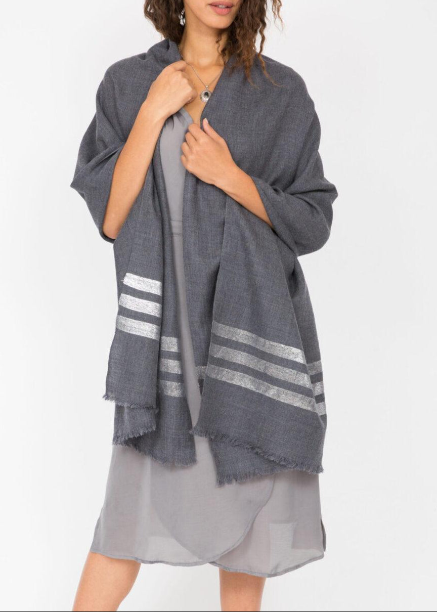 Sparkle in a Scarf Oversize Silver 72 x200cm - likemary
